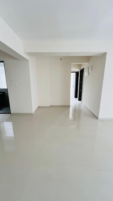 Room in 3 BHK Apartment at Basil Mondale, Mundhwa – for Rent