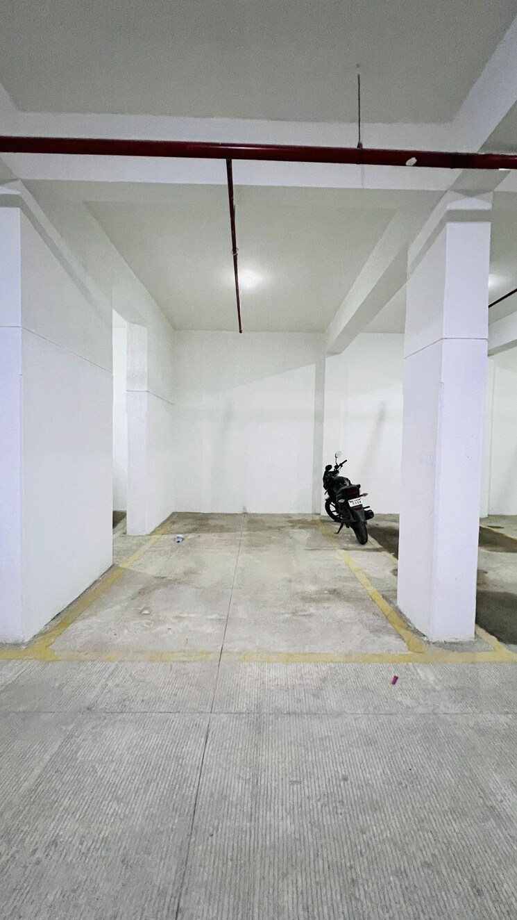 Room, basil-mondale 3 Bedroom 1000 Sq.Ft. Apartment In Mundhwa Pune 9026900