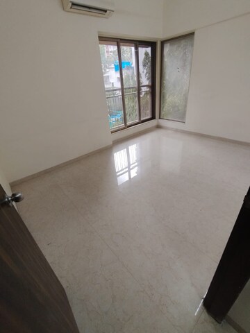 Bedroom in 3 BHK Apartment at Vardhman Grandeur, Andheri West – for Rent
