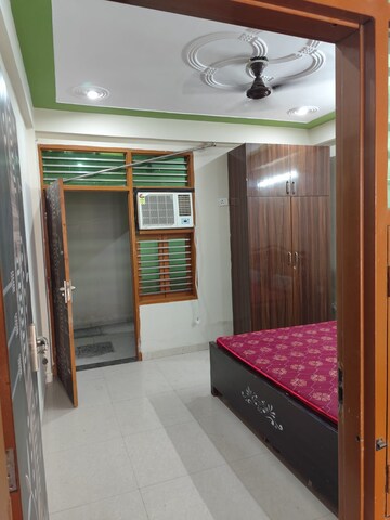 Bedroom in 2 BHK Apartment at Gaur City 7th Avenue, Sector 4 Greater Noida – for Rent