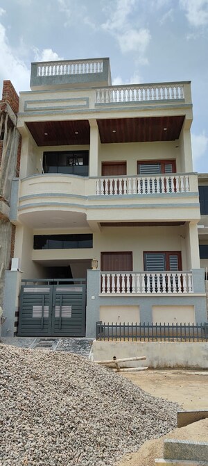 4 BHK Villa For Sale in Kalwar Road