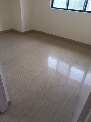 Room in 1 BHK Apartment at Raunak Unnathi Woods Phase 6, Ghodbunder Road – for Sale