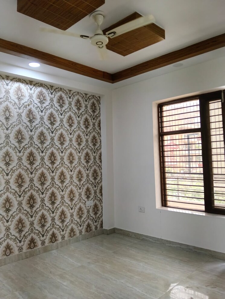 Room, sharma-builder-floor 4 Bedroom 240 Sq.Yd. Builder Floor In Sector 42 Faridabad 9027038