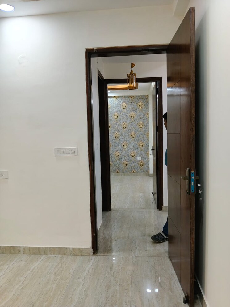 Room, sharma-builder-floor 4 Bedroom 240 Sq.Yd. Builder Floor In Sector 42 Faridabad 9027038