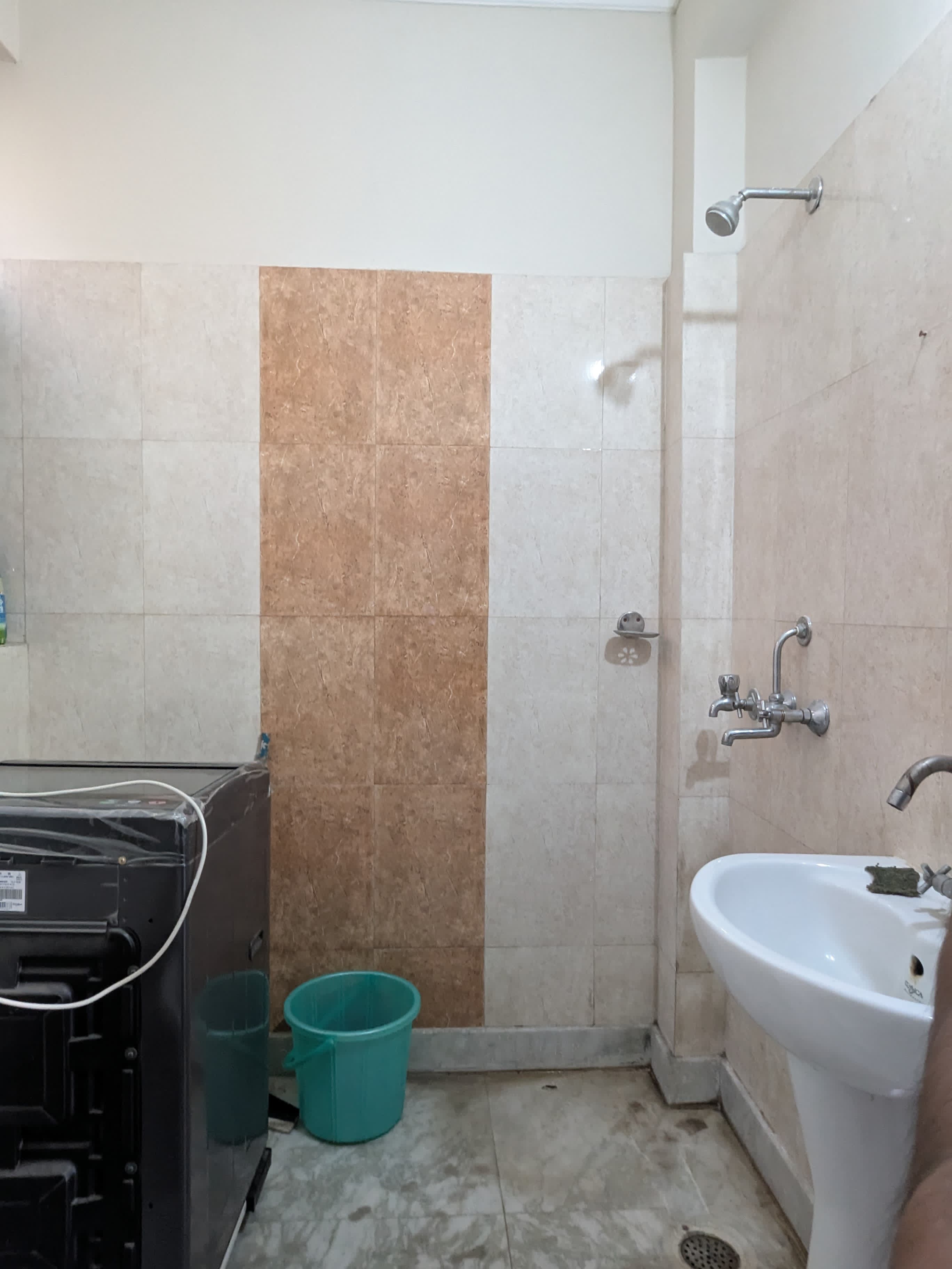 2 BHK + Pooja Room Builder Floor For Rent in Ansal Plaza Sector-23