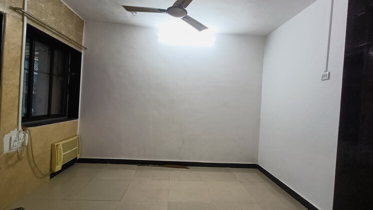 Room, tulsidham-complex 1 Bedroom 600 Sq.Ft. Apartment In Kapur Bawdi Thane 9027013