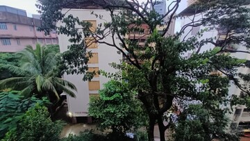 1 BHK Apartment – Garden View at Tulsidham Complex, Kapur Bawdi - for Rent