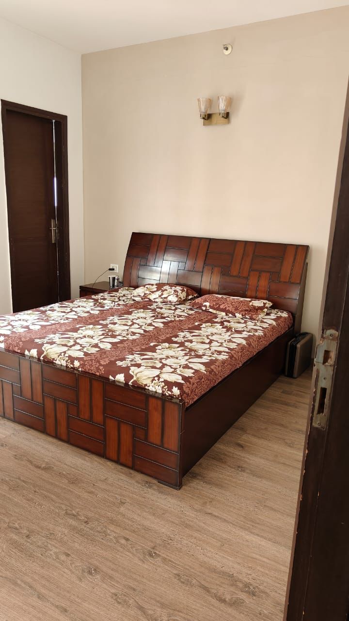3 BHK + Pooja Room,Servant Room Apartment For Rent in ABA Cleo County