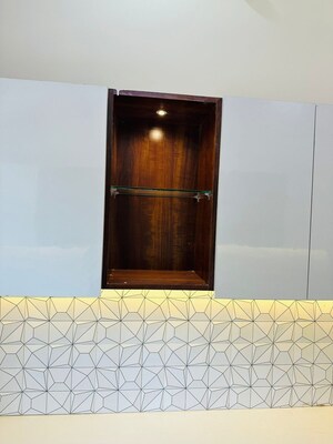 Room in 3 BHK Builder Floor at Shalimar Bagh – for Sale