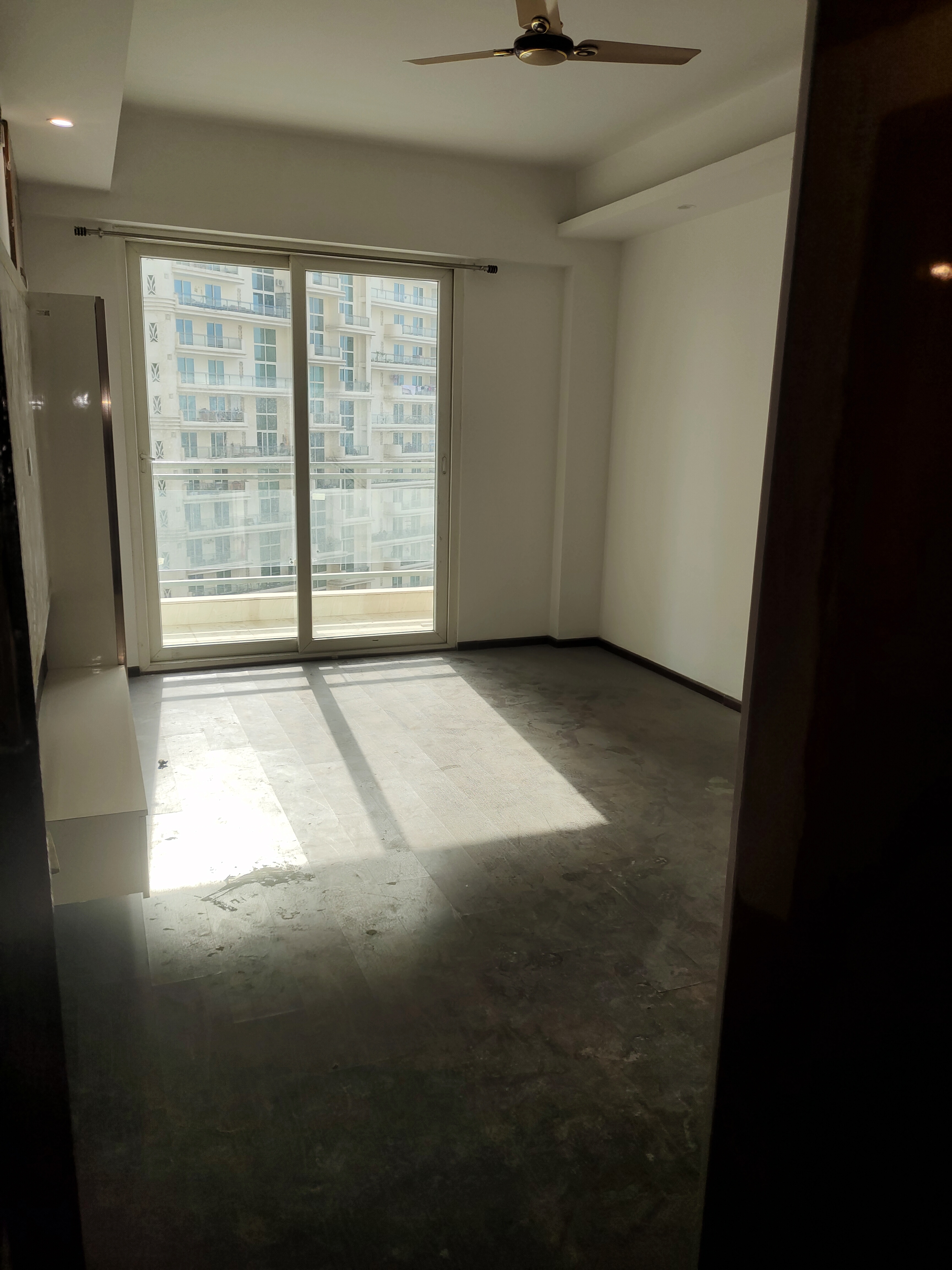 2 BHK + Pooja Room Apartment For Rent in Supertech Cape Town