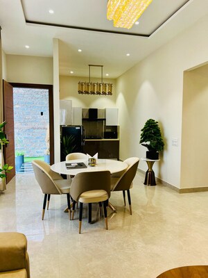 3 BHK Builder Floor For Sale in Pitampura