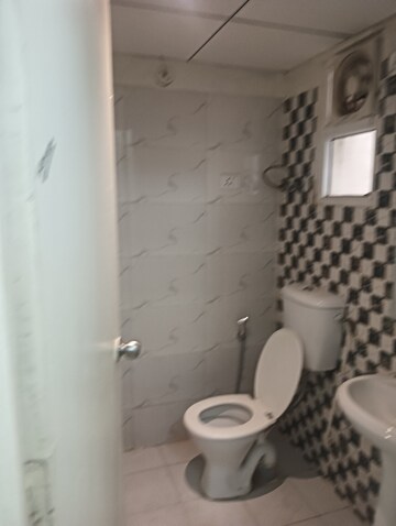 Bathroom in 3 BHK Apartment at Gaur Yamuna City, Gaur Yamuna City – for Rent