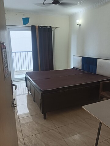 Kitchen in 3 BHK Apartment at Gaur Yamuna City, Gaur Yamuna City – for Rent