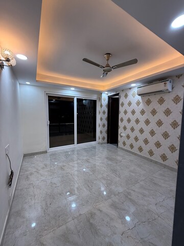 Room in 3 BHK Builder Floor at Ansal API Esencia, Sector 67 – for Sale