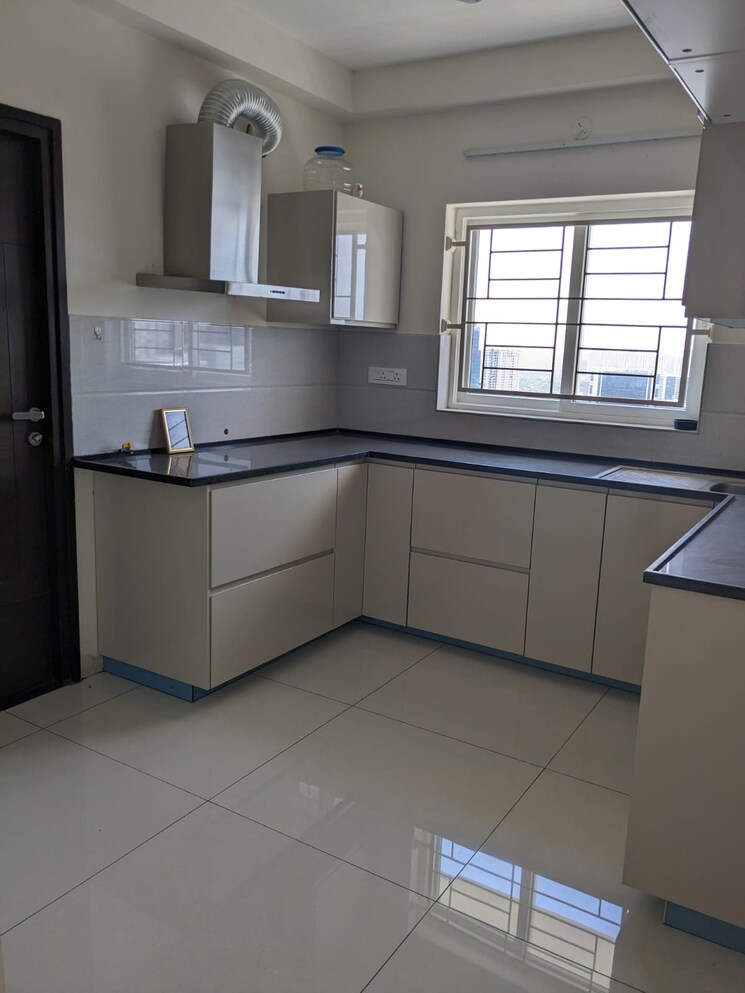 Kitchen, sumadhura-acropolis 3 Bedroom 1745 Sq.Ft. Apartment In Gachibowli Hyderabad 9027107
