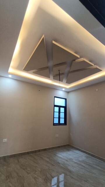 Furnished Amenities in 2 BHK Independent House at Arjunganj – for Sale