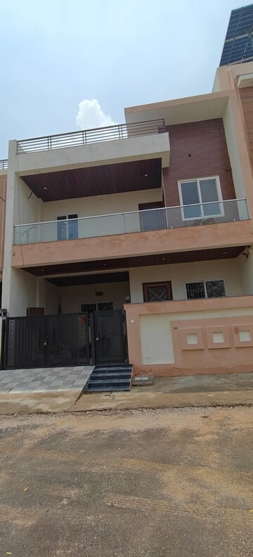 4 BHK Independent House – Exterior View View at Gandhi Path - for Rent