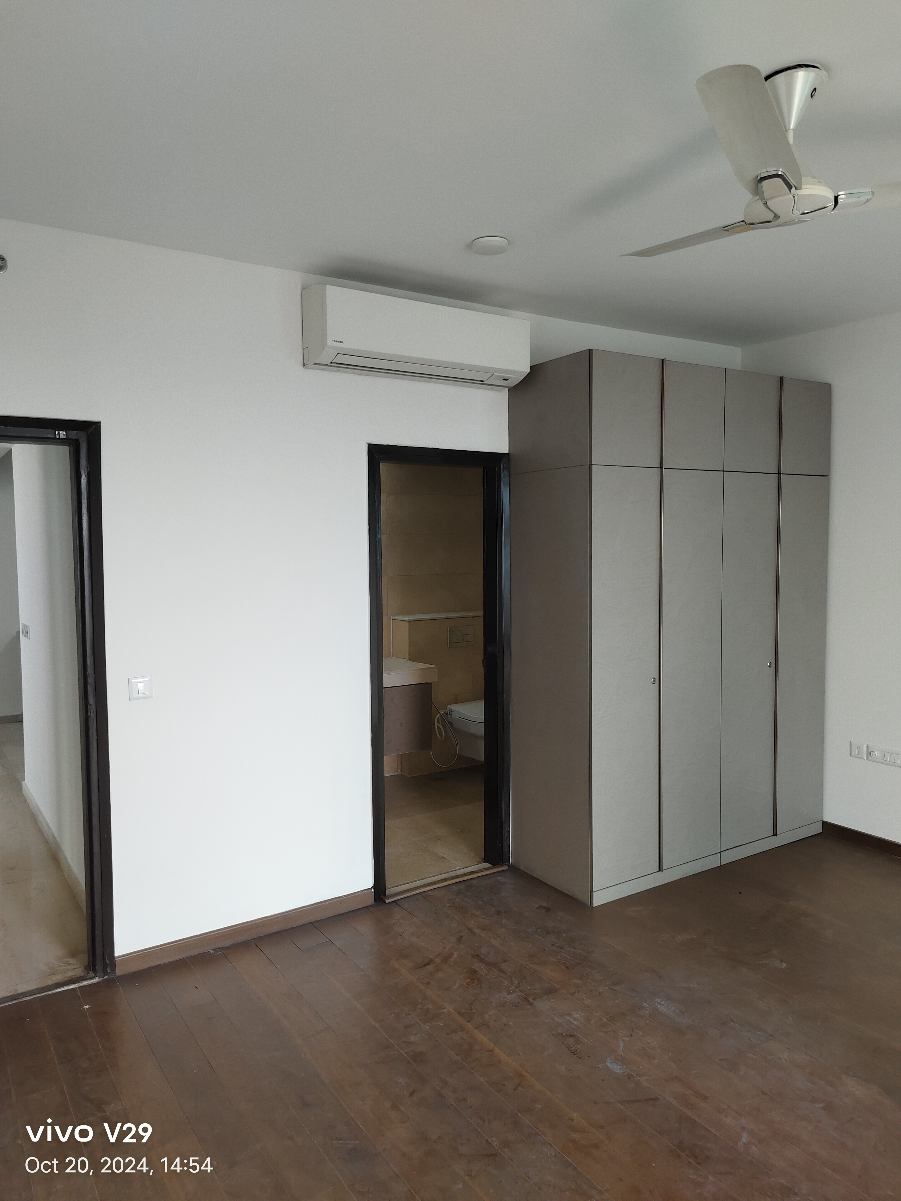 4 BHK + Servant Room Apartment For Rent in Emaar Palm Terraces Select