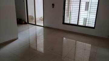 Room in 2 BHK Apartment at Kundan Westros, Baner – for Rent