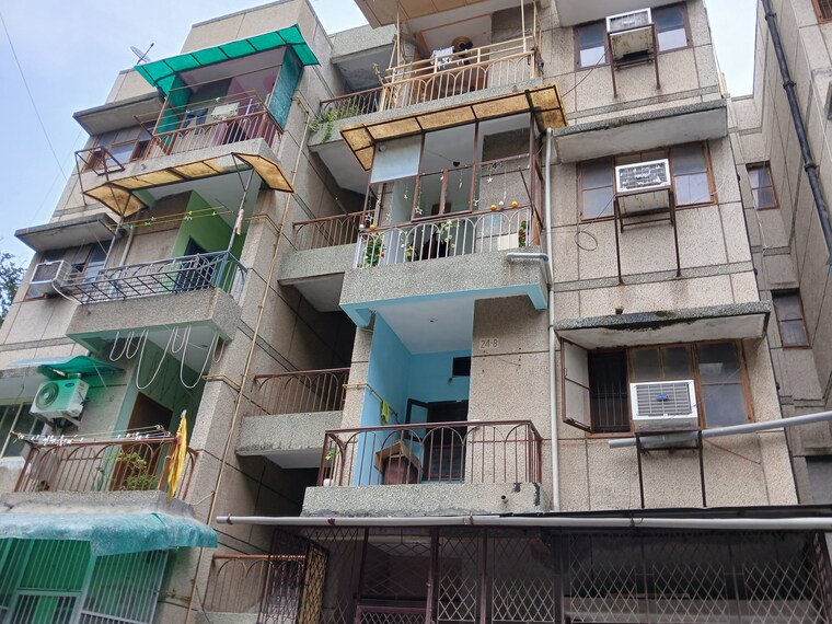 Exterior View, sector 71 2 Bedroom 54 Sq.Mt. Apartment In Sector 71 Noida 9027160