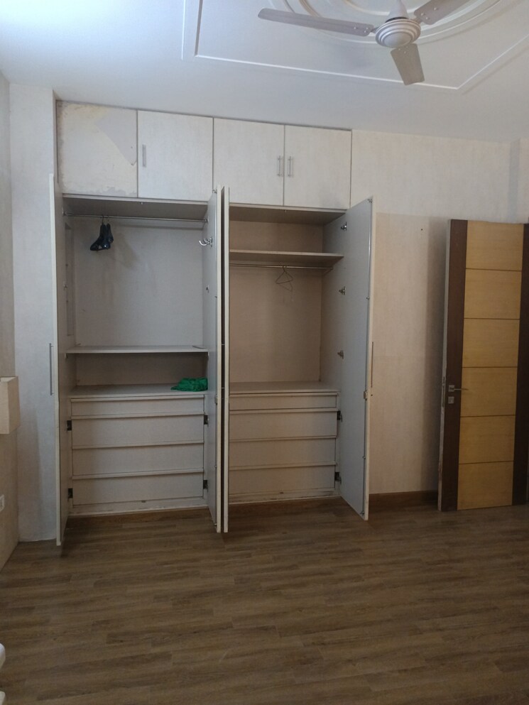 Room, sharma-builder-floor 3 Bedroom 230 Sq.Ft. Builder Floor In Sector 42 Faridabad 9027184