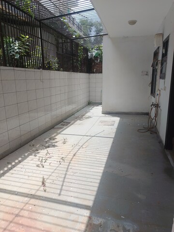 Balcony in 3 BHK Builder Floor at Sharma Builder Floor, Sector 42 – for Sale