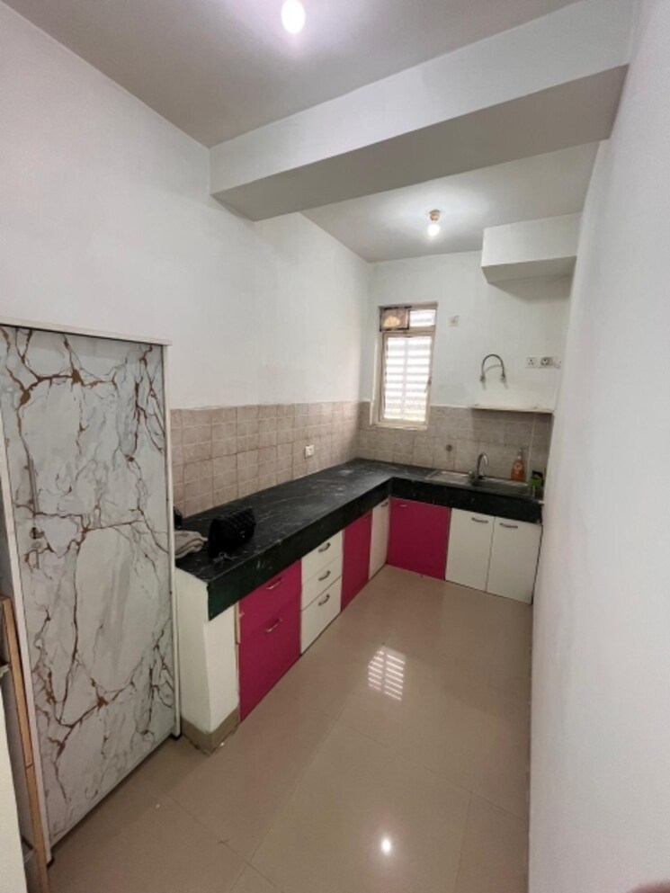 Kitchen, puri-pratham 3 Bedroom 914 Sq.Ft. Apartment In Sector 84 Faridabad 9027182