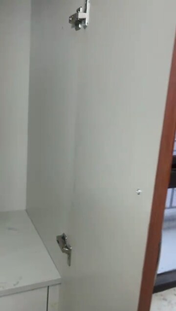 Room in 3 BHK Apartment at Amolik Sankalp, Sector 85 – for Rent