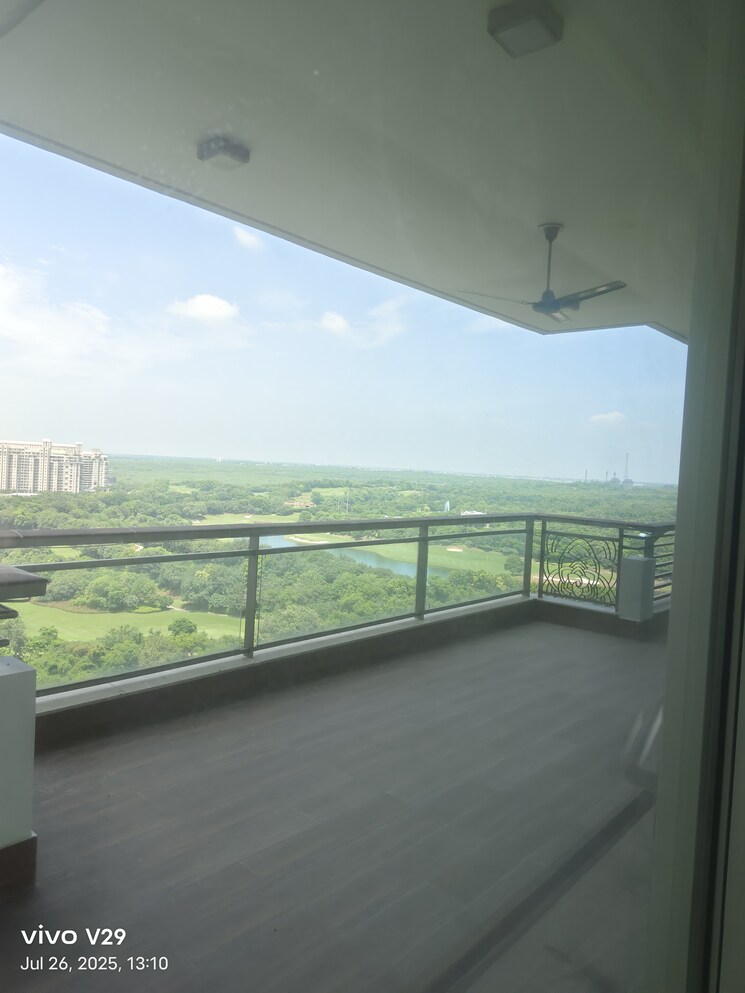 Bedroom, tata-primanti-executive-floors 4 Bedroom 4250 Sq.Ft. Apartment In Sector 72 Gurgaon 9027219