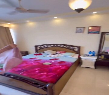 Bedroom in 4 BHK Apartment at Dosti Flamingos, Parel – for Sale