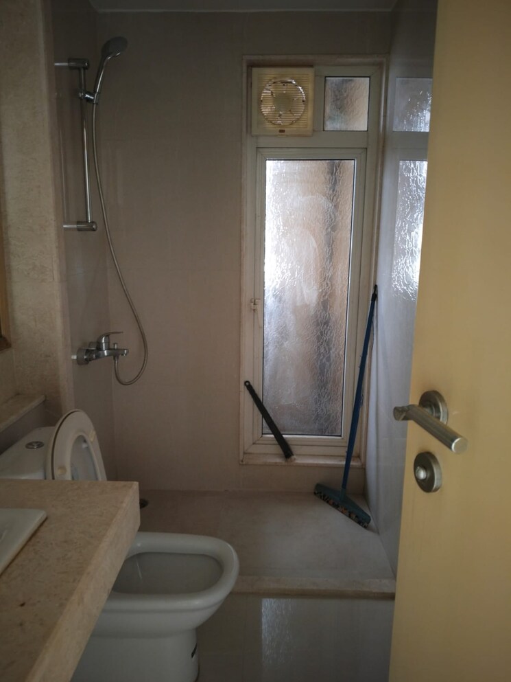 Master Bedroom, hiranandani-estate-hamilton 2.5 Bedroom 1300 Sq.Ft. Apartment In Patlipada Thane 9027248