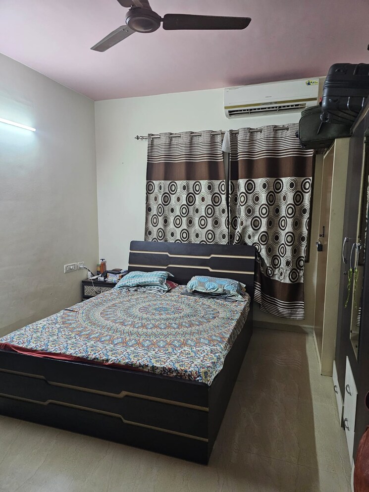 Bedroom, pride-purple-park-turquoise 3 Bedroom 1635 Sq.Ft. Apartment In Wakad Pune 9027247
