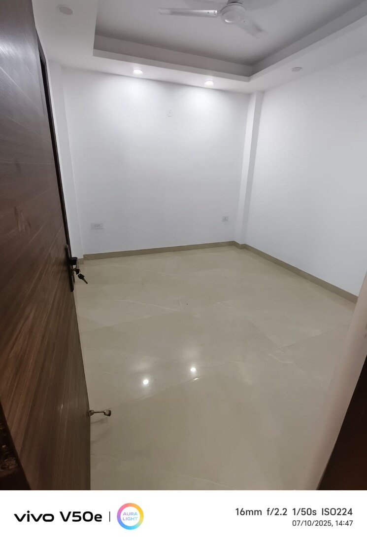 Room, dwarka 1 Bedroom 55 Sq.Mt. Apartment In Dwarka Delhi 9027244