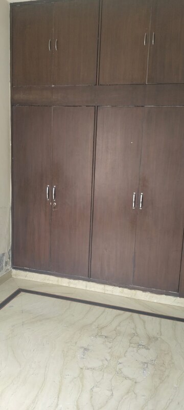 Furnished Amenities in 2 BHK Apartment at Supertech Ecovillage II, Sector 16b Greater Noida – for Rent
