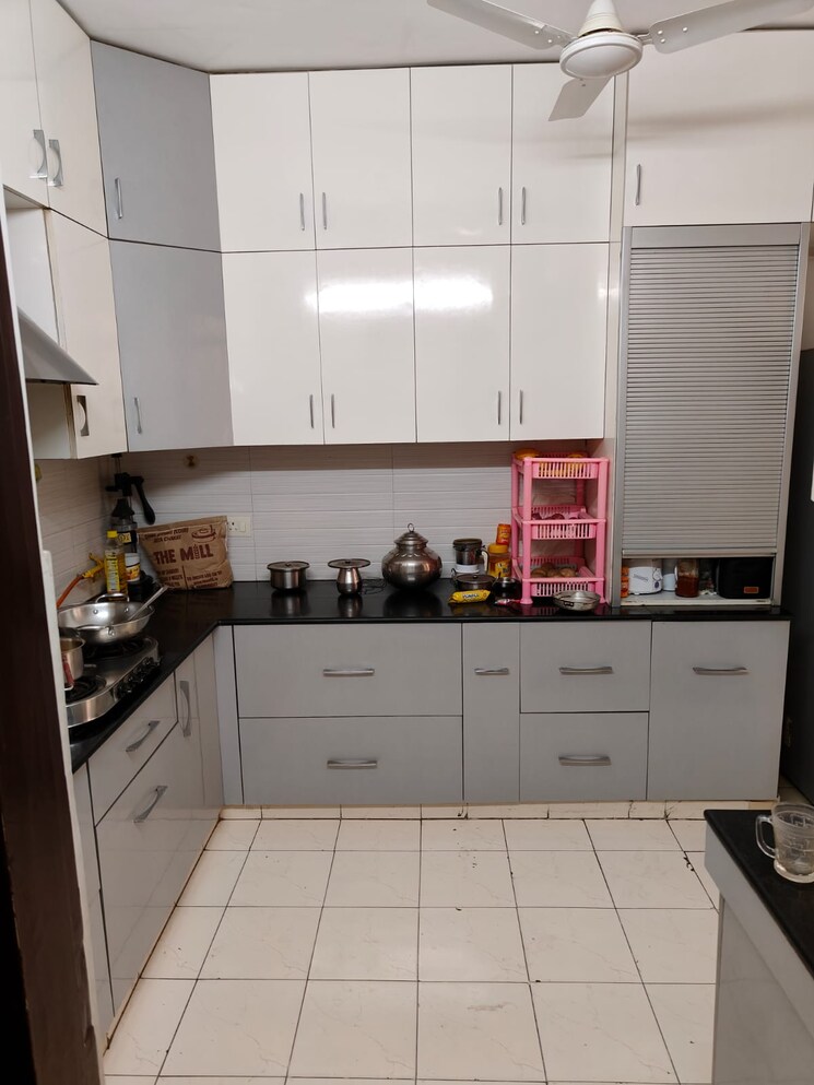 Kitchen, bestech-park-view-city-2 3.5 Bedroom 2010 Sq.Ft. Apartment In Sector 49 Gurgaon 9027304