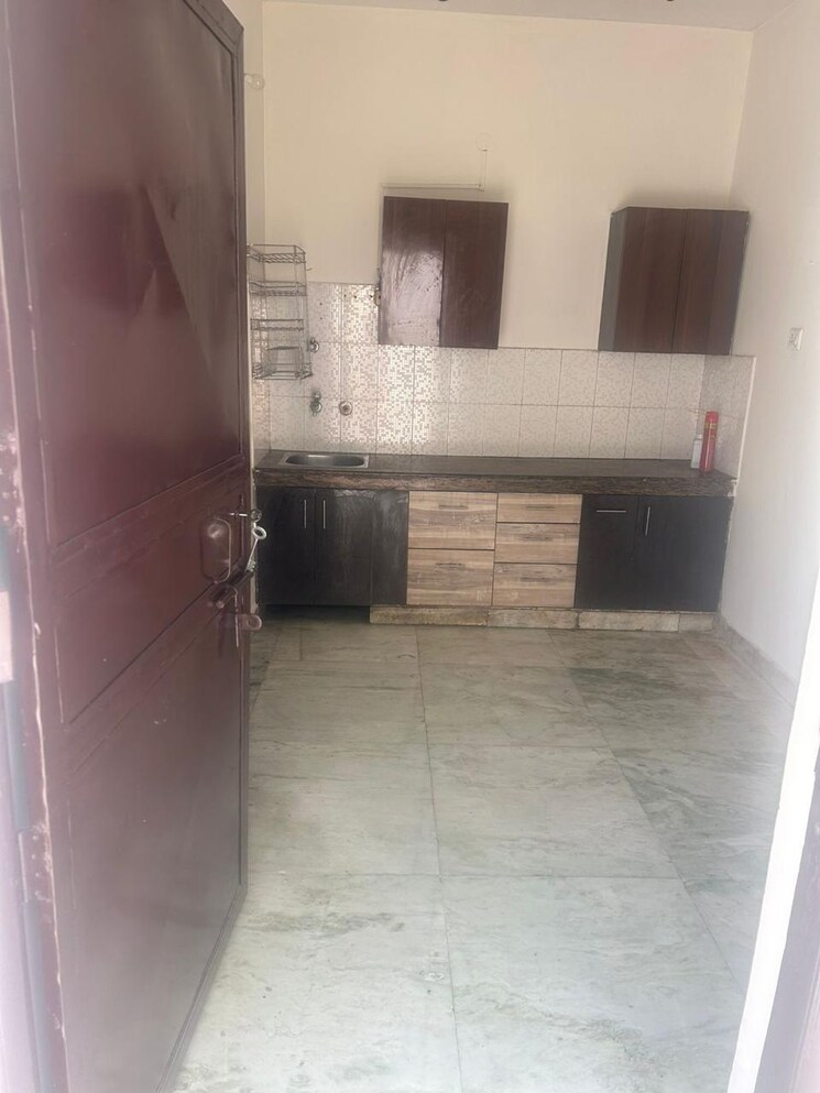 Bathroom, panchsheel-greens 2 Bedroom 911 Sq.Ft. Apartment In Sector 16 Greater Noida Greater Noida 9027308