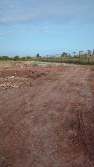  Plot For Sale in Chikkathoguru