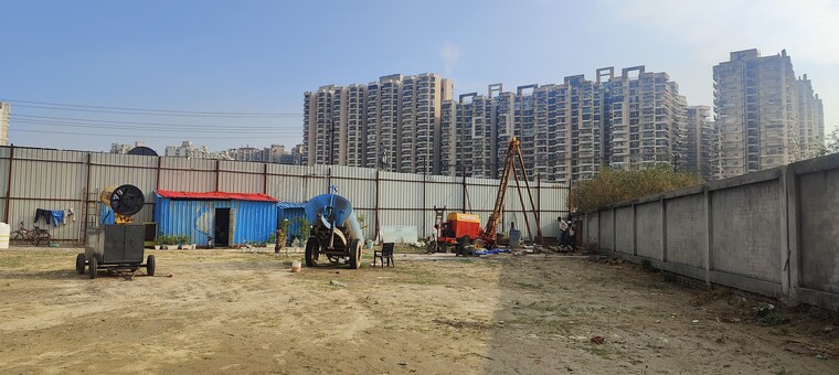 Exterior View, trg-the-mall Commercial Shop 269 Sq.Ft. In Nai Basti Dundahera Ghaziabad 9027351