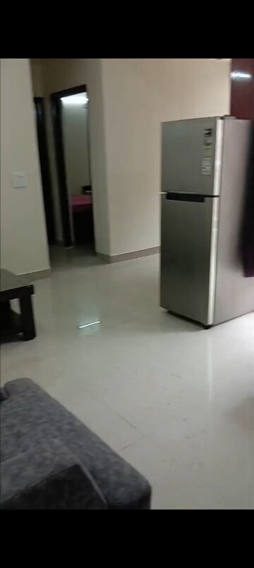 Room in 2.5 BHK Apartment at Radicon Vedantam, Sector 16c Greater Noida – for Rent