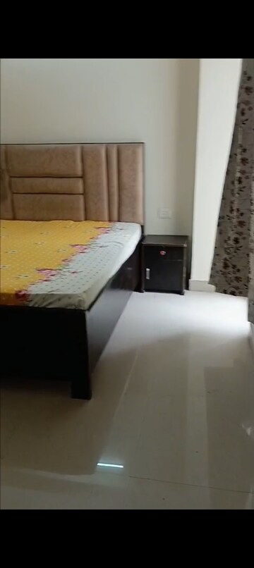 Bedroom in 2.5 BHK Apartment at Radicon Vedantam, Sector 16c Greater Noida – for Rent