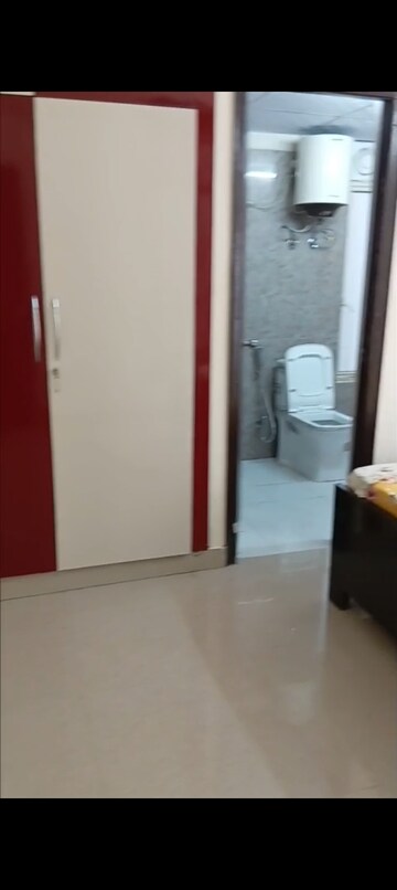Furnished Amenities in 2.5 BHK Apartment at Radicon Vedantam, Sector 16c Greater Noida – for Rent