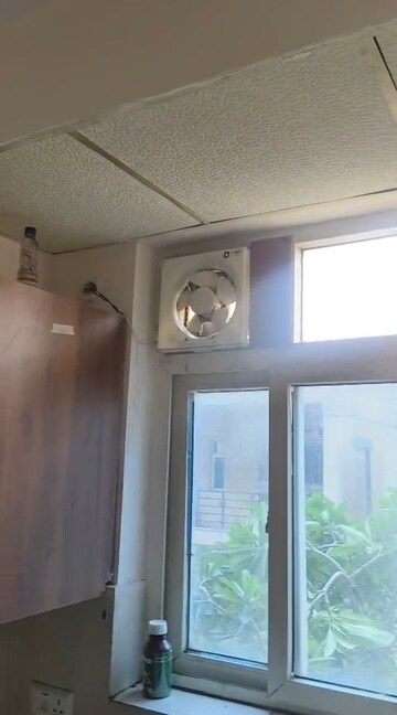 Room in 3 BHK Apartment at BPTP Park Elite Premium, Sector 84 – for Rent