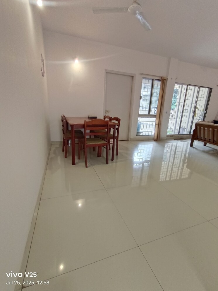 Room, madhusudan-park 2 Bedroom 1200 Sq.Ft. Apartment In Koregaon Park Pune 9027424