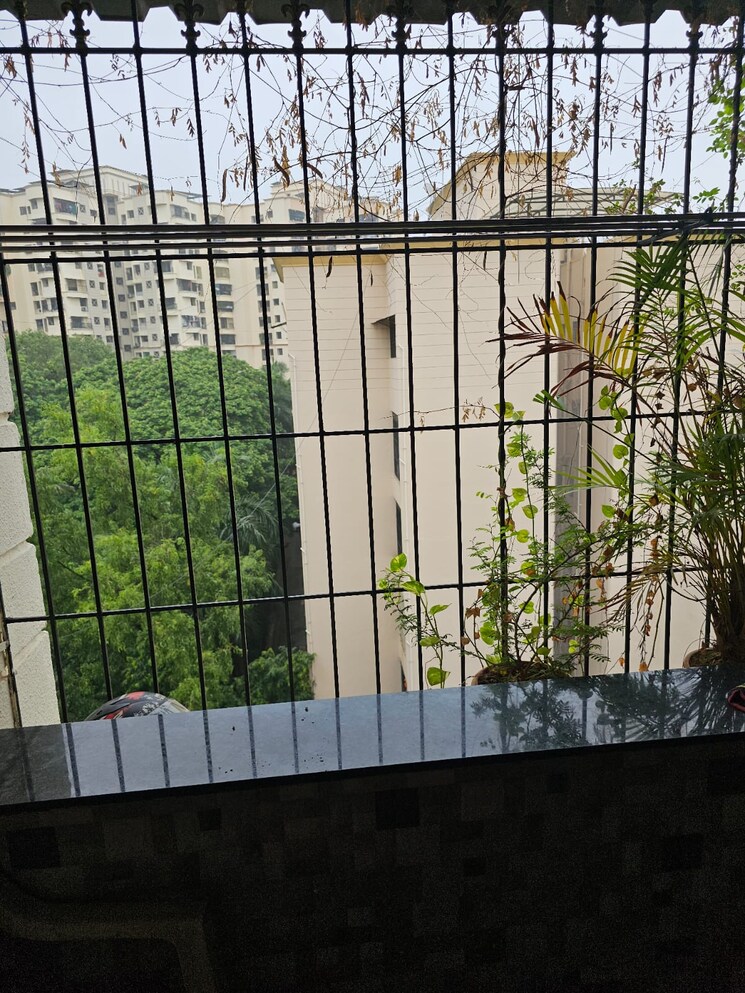 Balcony, happy-valley 1 Bedroom 575 Sq.Ft. Apartment In Manpada Thane 9027477