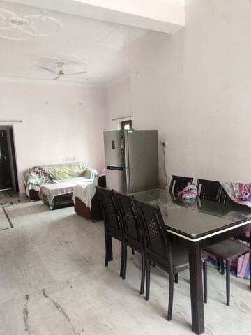 1.5 BHK Independent House For Rent in Aliganj