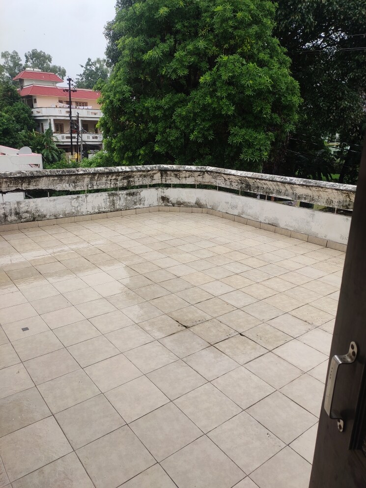 Balcony, aliganj 1.5 Bedroom 1300 Sq.Ft. Independent House In Aliganj Lucknow 9027562