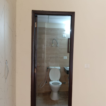 Bathroom in 3 BHK Apartment at Amrapali Crystal Homes, Sector 76 – for Rent