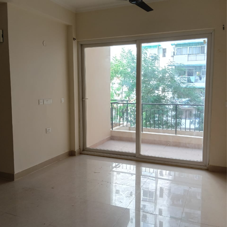 Room, amrapali-crystal-homes 3 Bedroom 1375 Sq.Ft. Apartment In Sector 76 Noida 9027510