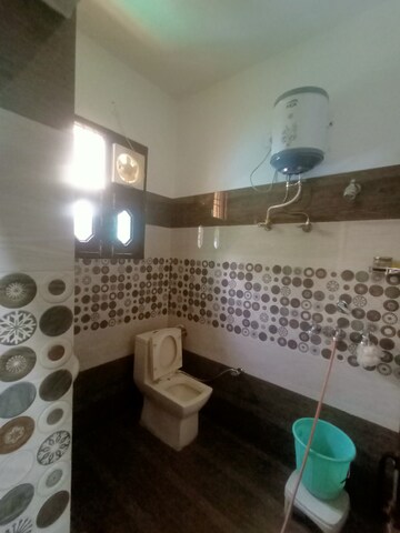 Bathroom in 1 BHK Independent House at Panchkula Urban Estate – for Rent