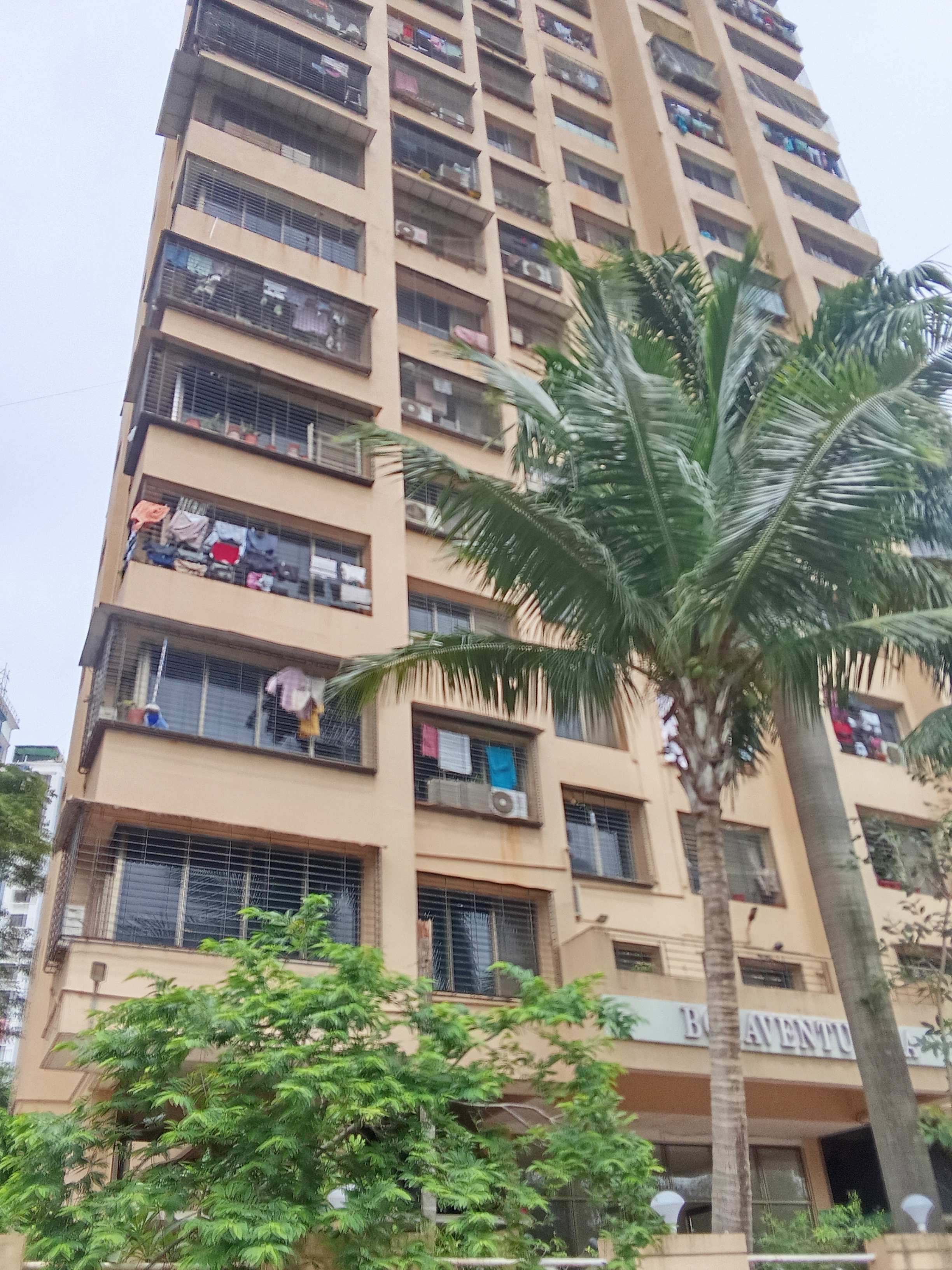 2 BHK Apartment For Rent in Bonaventure Tower